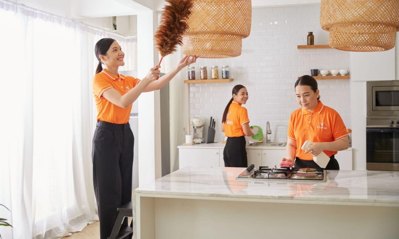 Chăm sóc trẻ, giúp việc nhà phù hợp với sinh viên năm nhất có quỹ thời gian hạn hẹp