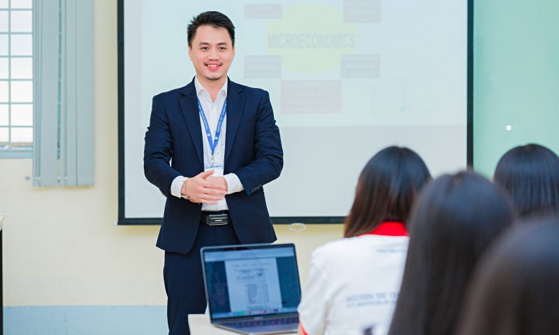 Giảng viên đại học - Ngành nghề có lương cao