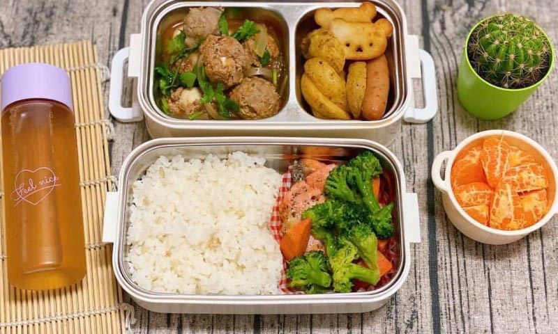 Dịch vụ bán cơm văn phòng online đã trở thành một giải pháp hữu ích
