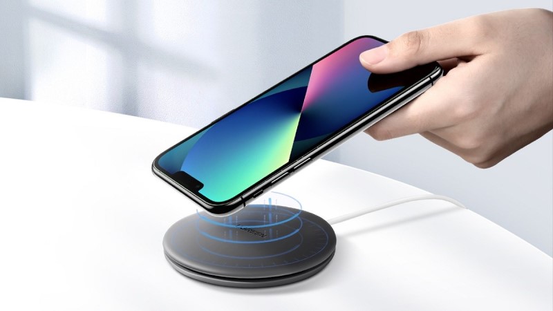 Bộ sạc điện thoại không dây đã trở thành một phụ kiện không thể thiếu