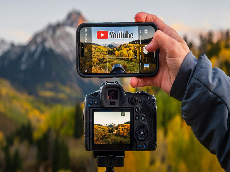 Với sự phát triển của công nghệ và internet, nghề Youtuber đã trở thành một phương tiện kiếm tiền hiệu quả tại miền núi