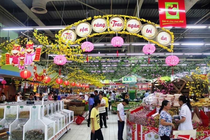 Đối với siêu thị mini, việc trang trí cho các ngày lễ này không cần phải quá phức tạp