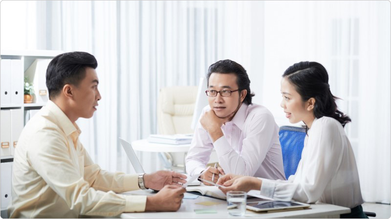 Đối với những người có tính cách hướng ngoại thì tư vấn viên là 1 nghề phù hợp