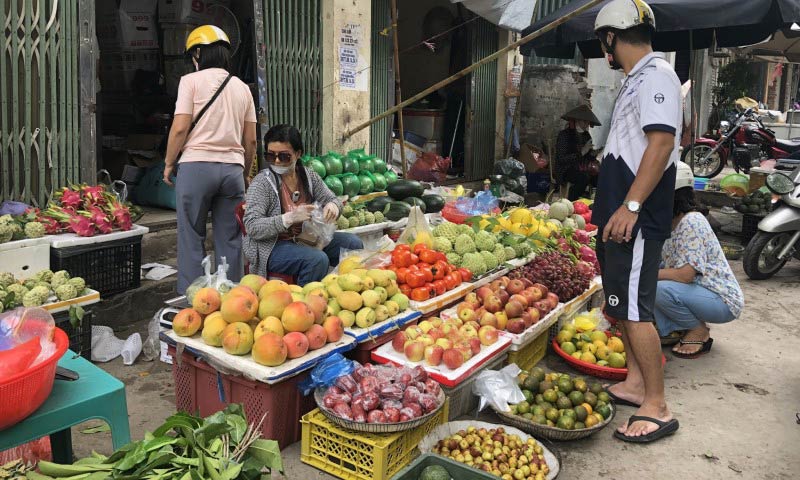 Kinh doanh hàng rau, củ, quả, trứng, thịt, cá,…