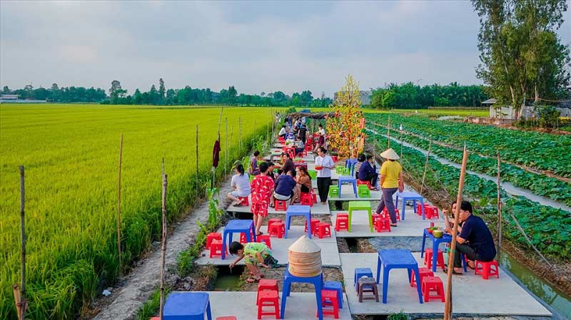 Để duy trì và phát triển một quán ăn đồng quê thành công, bạn cần tạo ra những trải nghiệm ẩm thực tốt và nâng cao chất lượng phục vụ