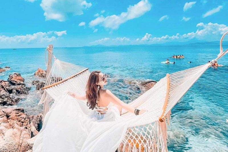 Hiện nay, hầu hết các công ty du lịch trong nước đều cần sự hỗ trợ từ các nhiếp ảnh gia
